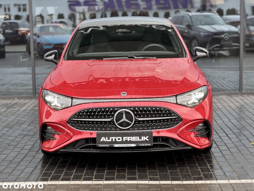 Mercedes-Benz CLA 200 mHEV 4-Matic 8G-DCT - 5