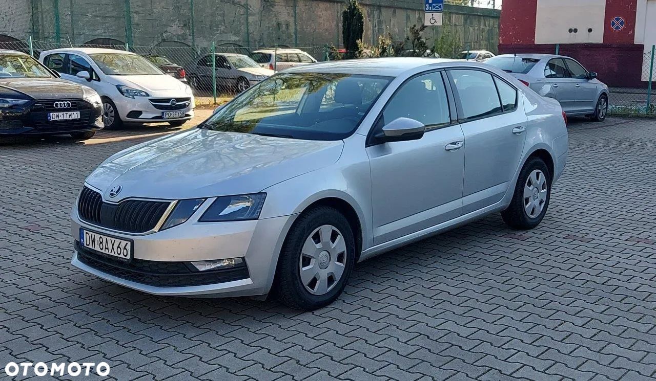 Skoda Octavia 1.6 TDI Active - 1
