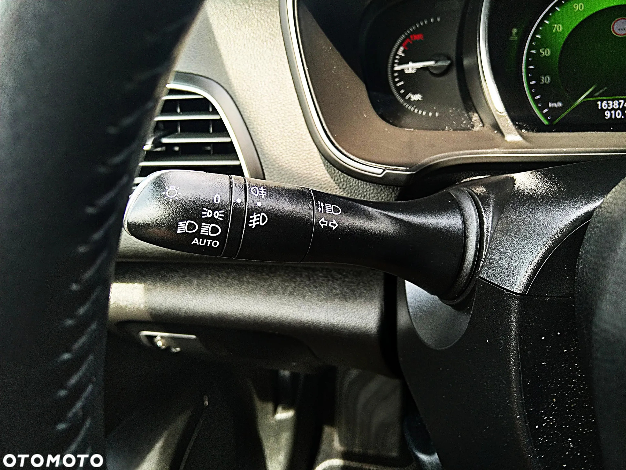 Renault Megane 1.2 Energy TCe Limited 2018 - 22
