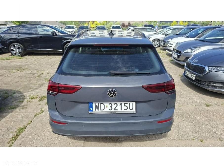 Volkswagen Golf - 9