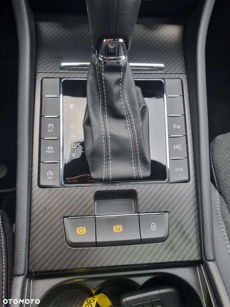 Skoda Superb 2.0 TDI 4x4 DSG Sportline - 21