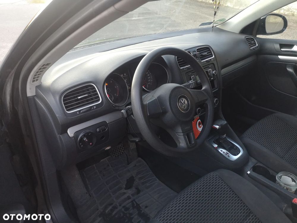Volkswagen Golf 1.6 TDI BlueMotion Technology DSG Trendline - 9