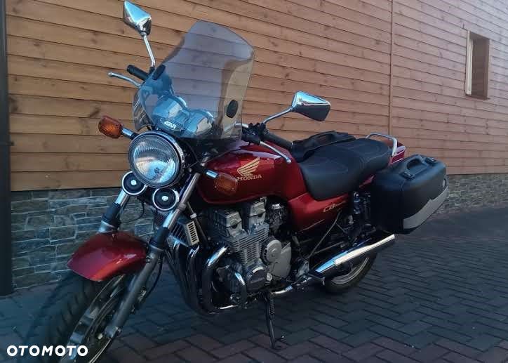 Honda CB - 1