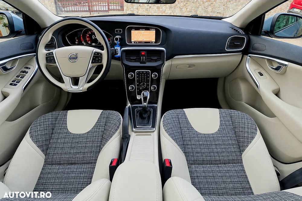 Volvo V40 T2 Geartronic Inscription - 5