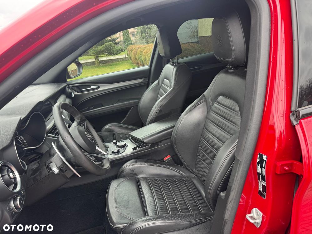 Alfa Romeo Stelvio 2.0 Turbo 16V AT8-Q4 Estrema - 8