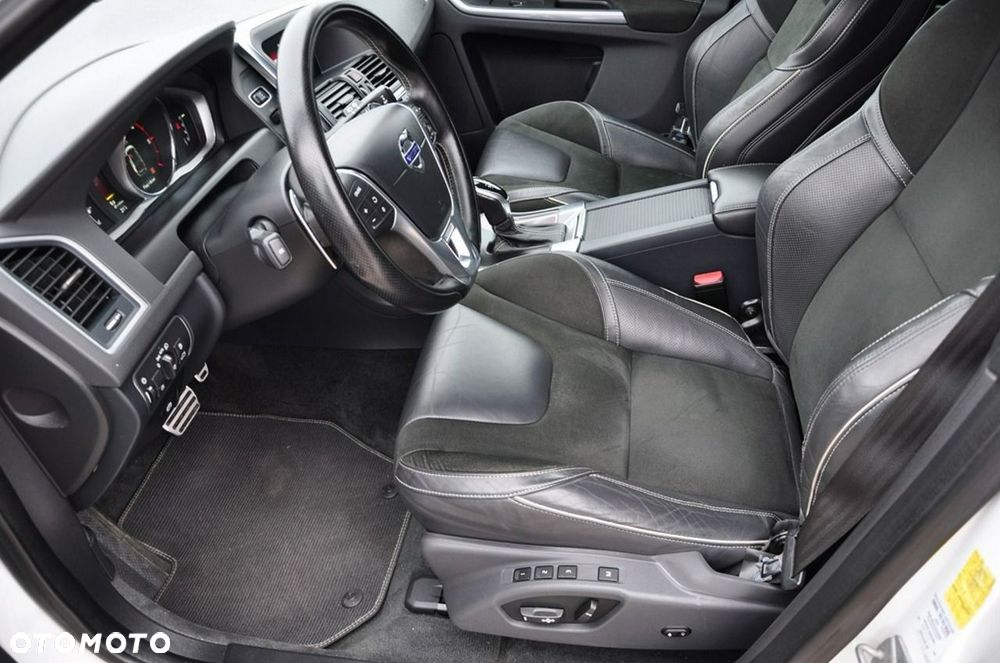 Volvo XC 60 D4 AWD Geartronic Linje Inscription - 31