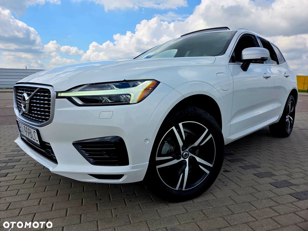 Volvo XC 60 T8 AWD Plug-In Hybrid R-Design - 11