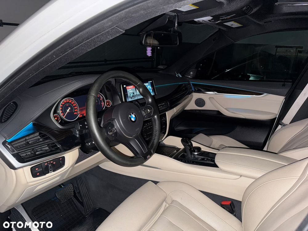 BMW X6 - 11