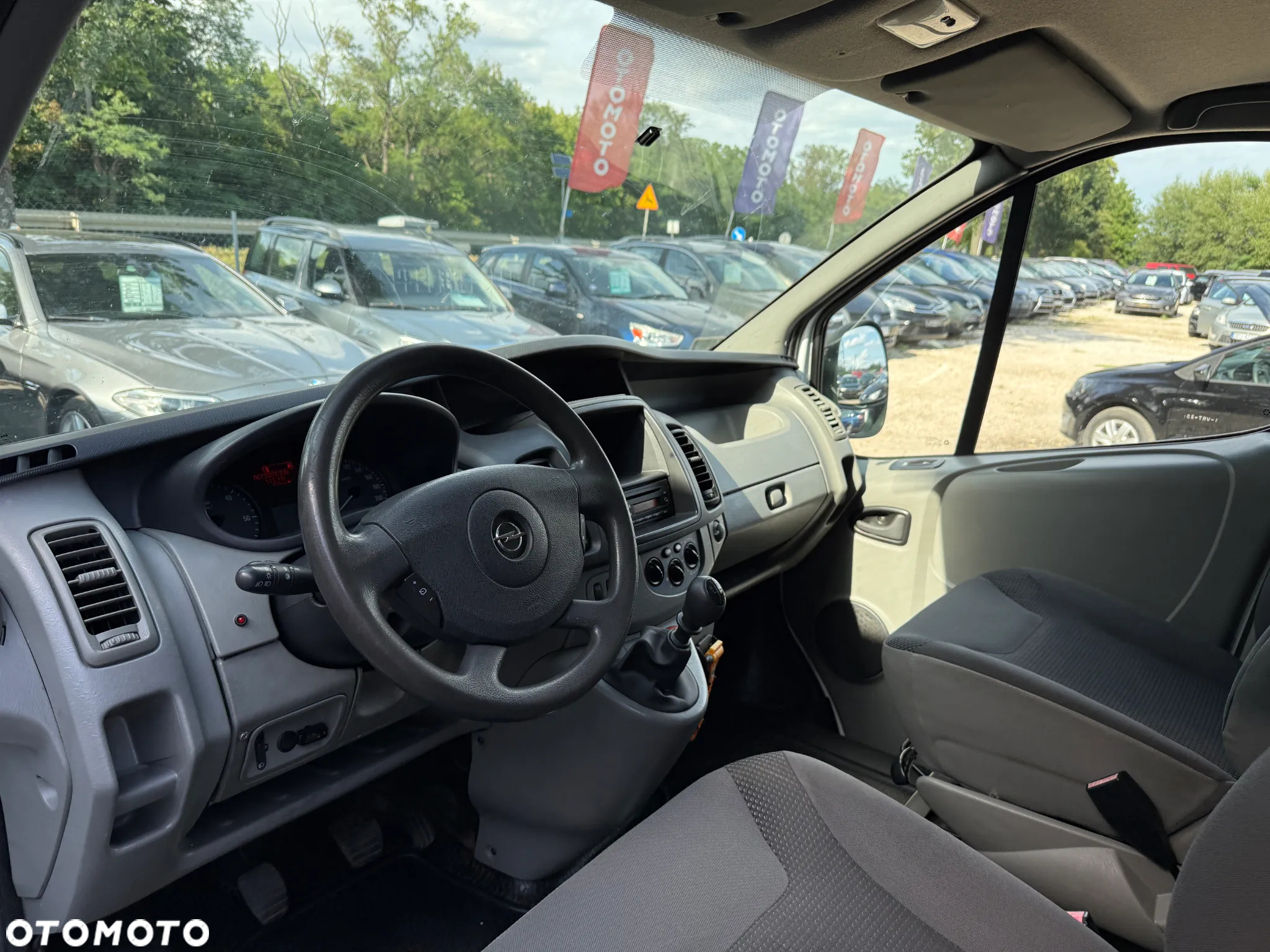 Opel Vivaro L2H1 2.9t - 27