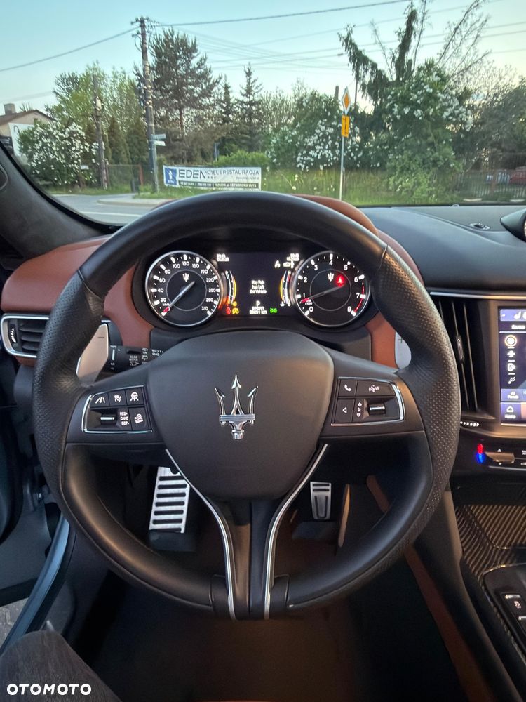 Maserati Levante S - 15