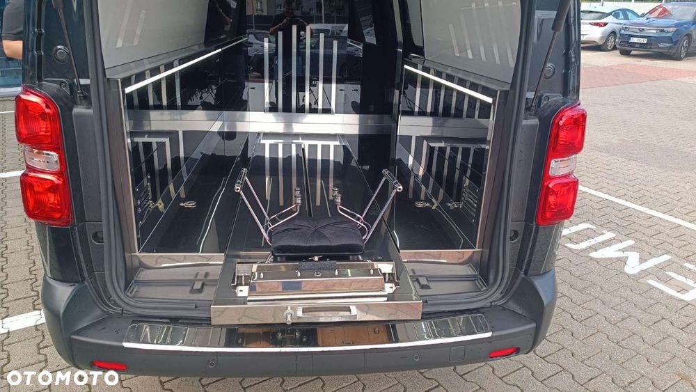 Opel VIVARO - 11