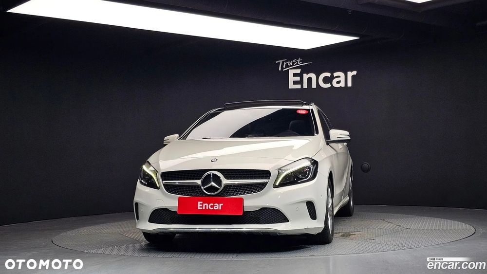 Mercedes-Benz Klasa A 200 7G-DCT Peak Edition - 3