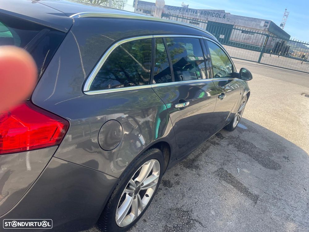 Opel Insignia Sports Tourer - 3