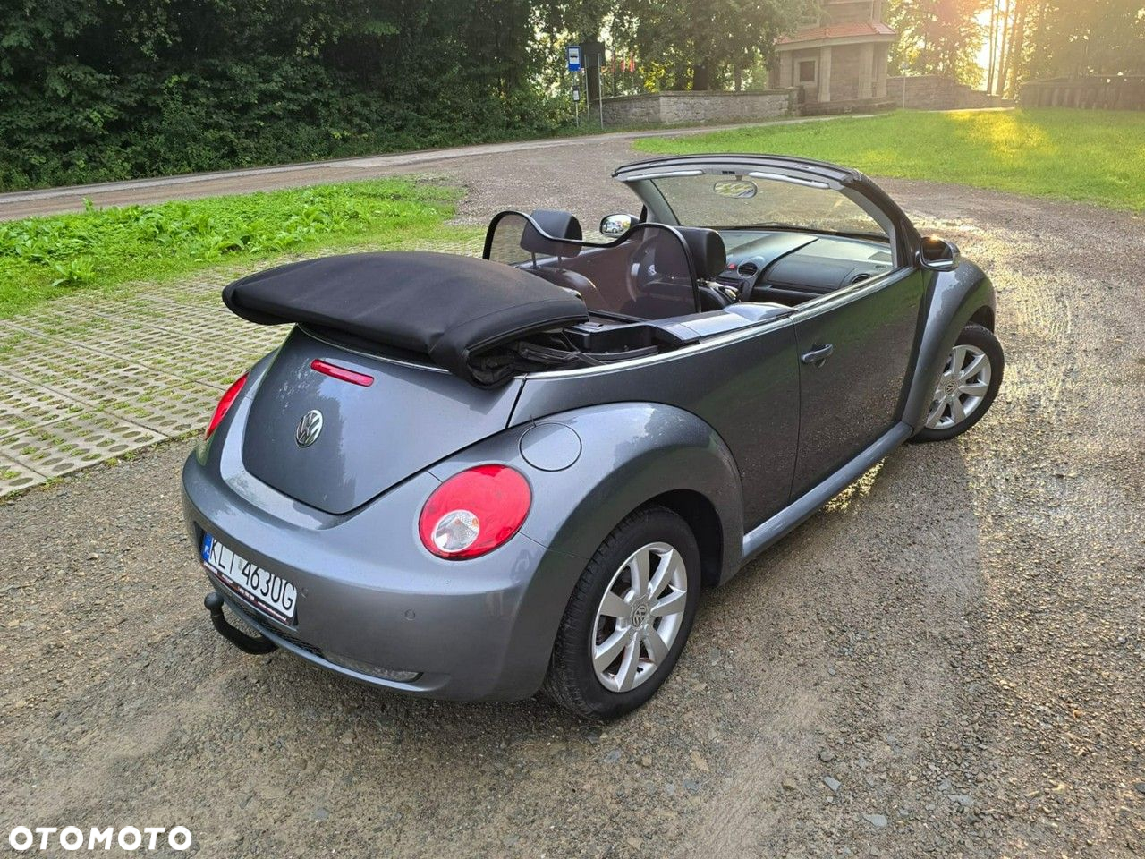 Volkswagen New Beetle - 11