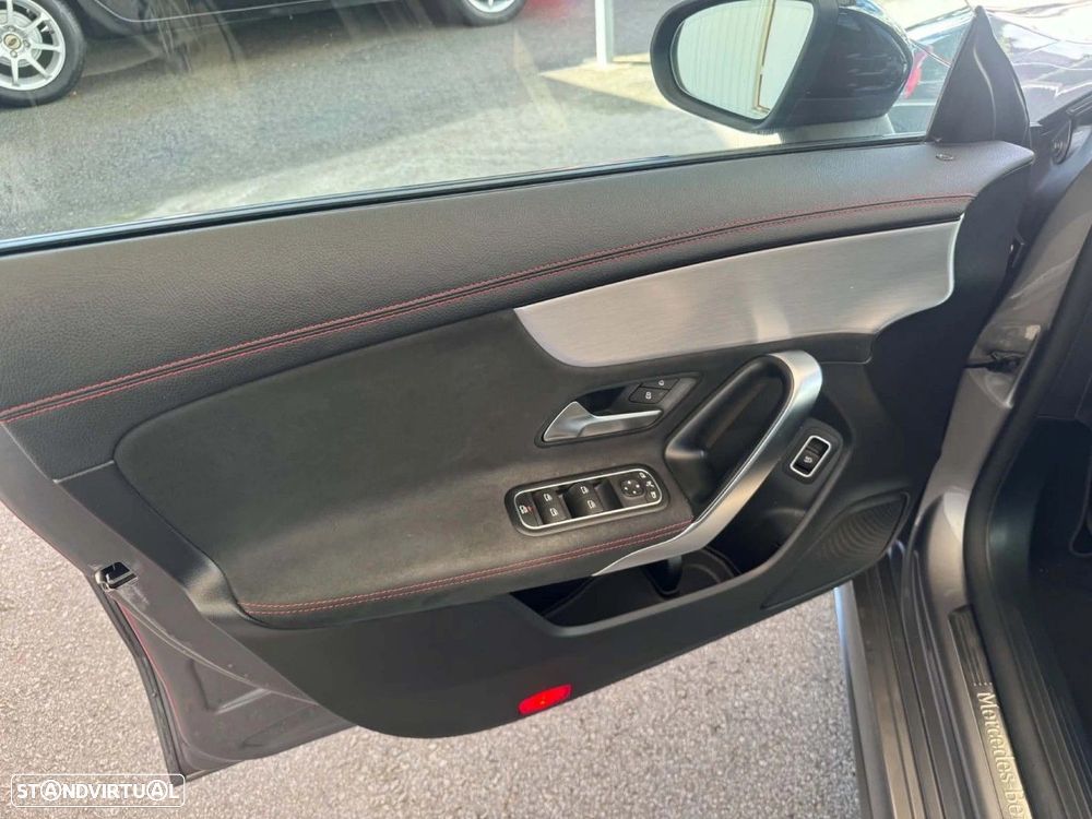 Mercedes-Benz CLA 180 d Shooting Brake AMG Line Aut. - 26