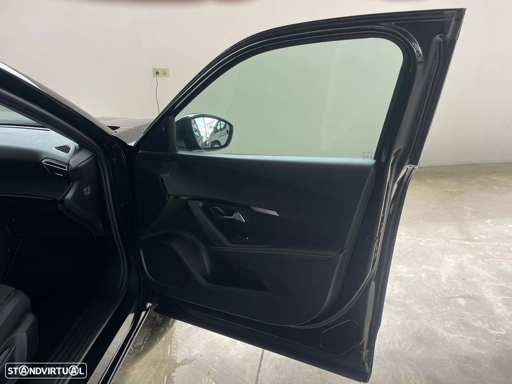 Peugeot e-2008 Allure Pack - 16