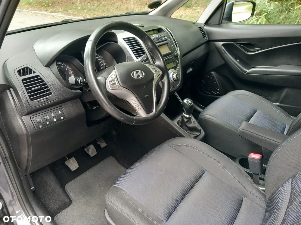 Hyundai ix20 1.4 Comfort blue - 12