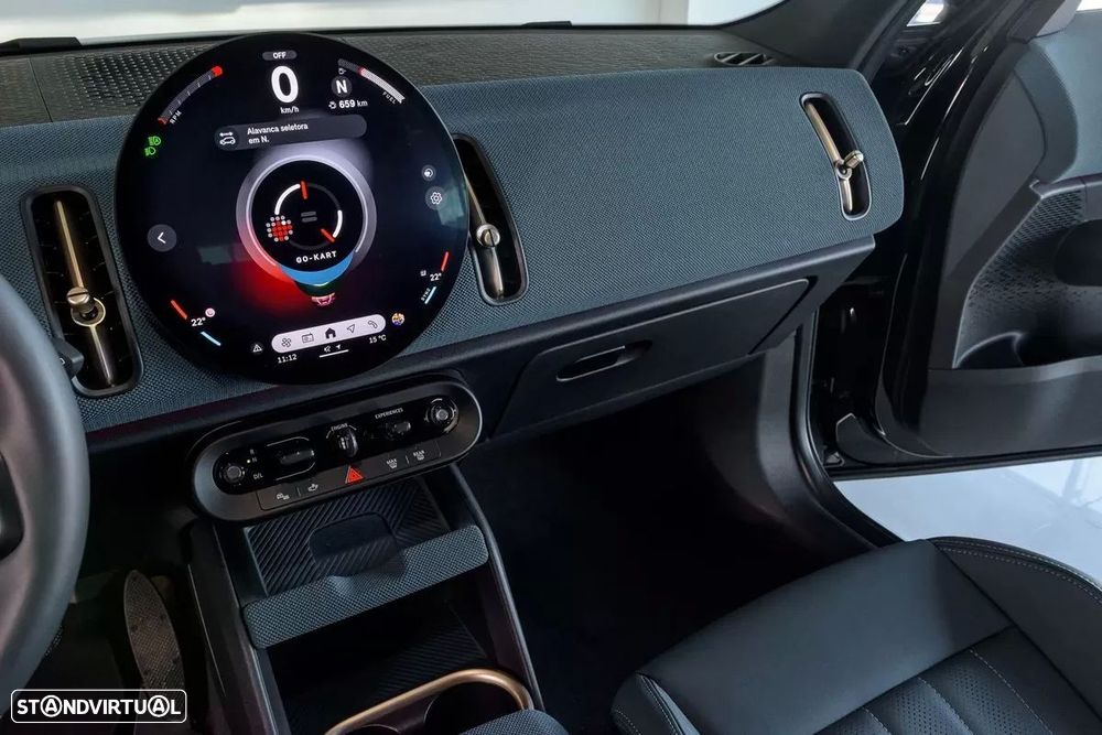 MINI Countryman D Favoured M Plus - 11