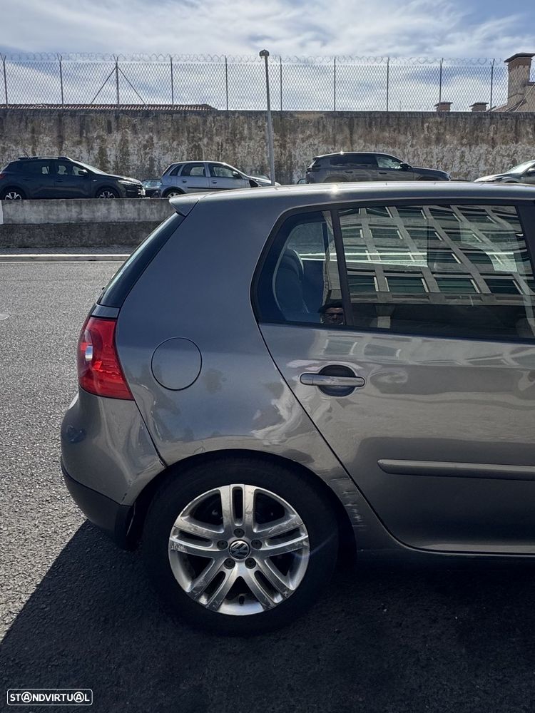 VW Golf - 13