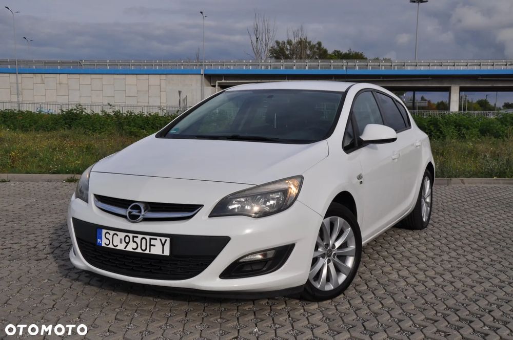 Opel Astra 1.4 T Edition 150 - 1