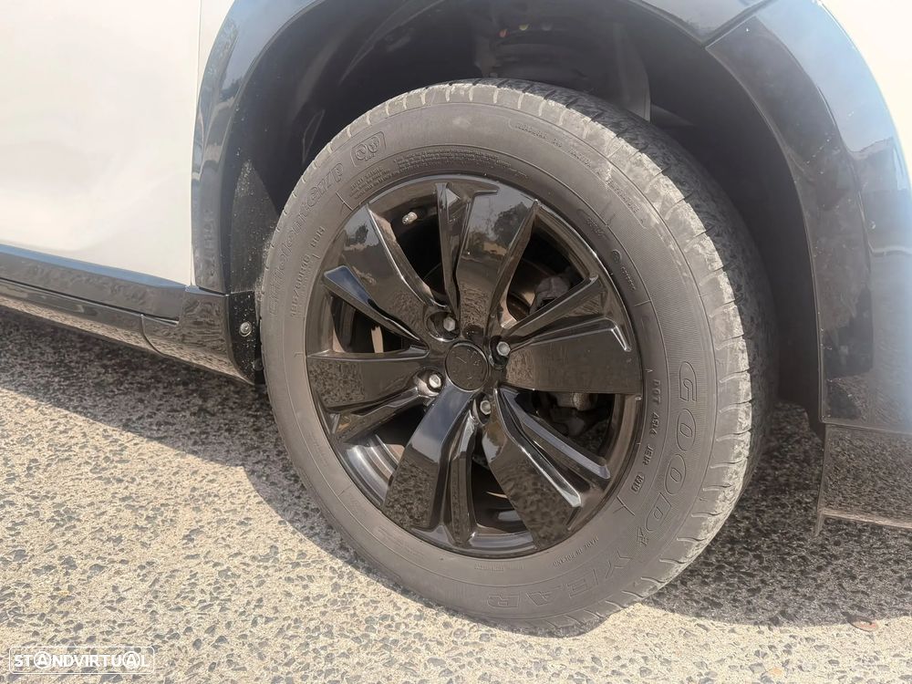 Peugeot 2008 - 11