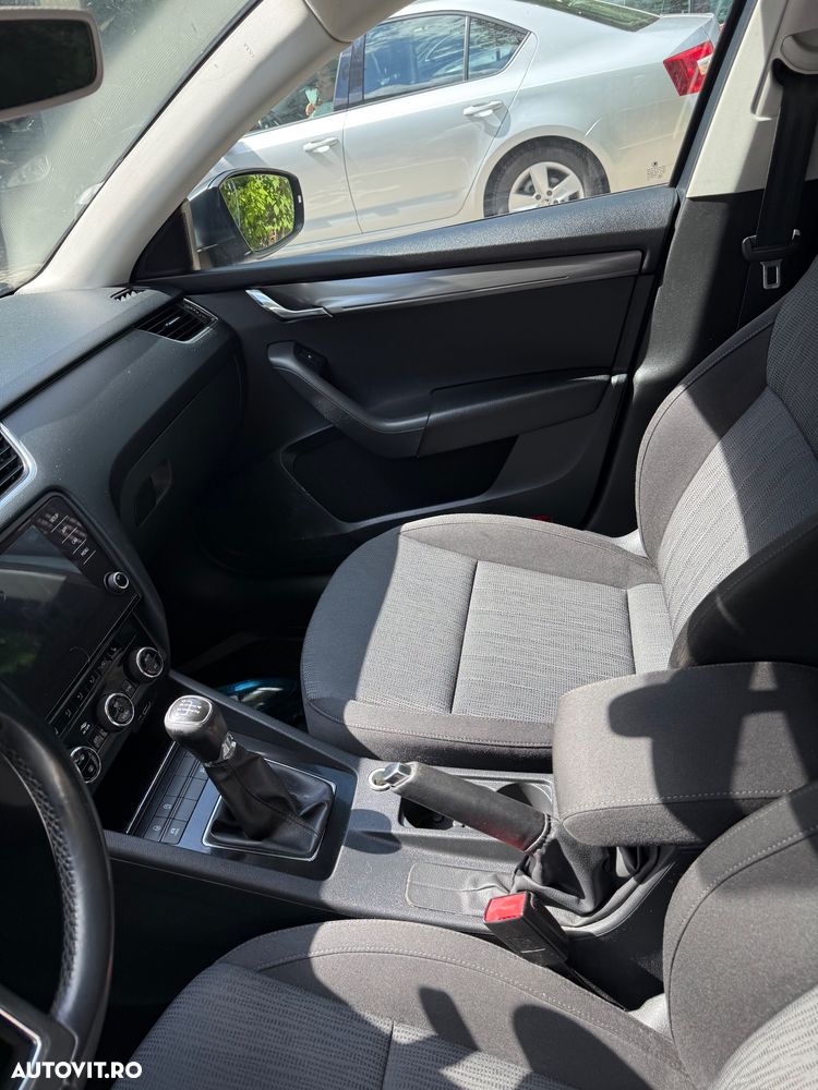 Skoda Octavia 1.6 TDI Style - 4