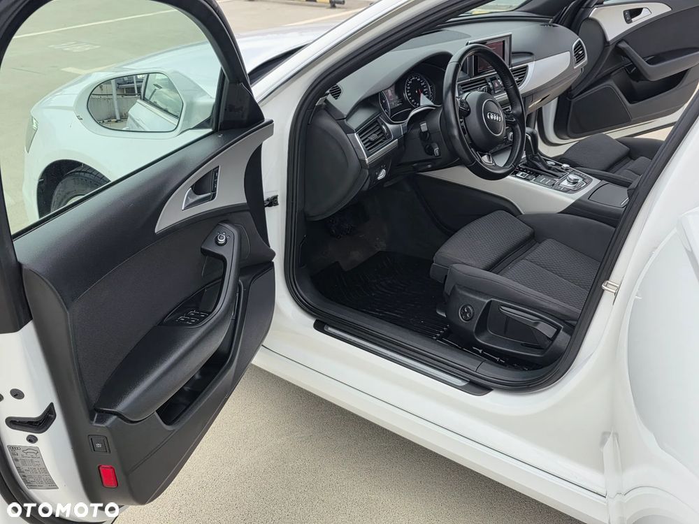 Audi A6 Avant 2.0 TDI Ultra DPF S tronic - 12