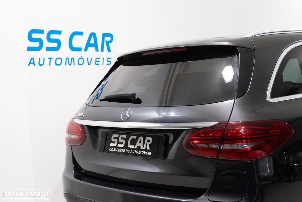 Mercedes-Benz C 300 e AMG Line - 9