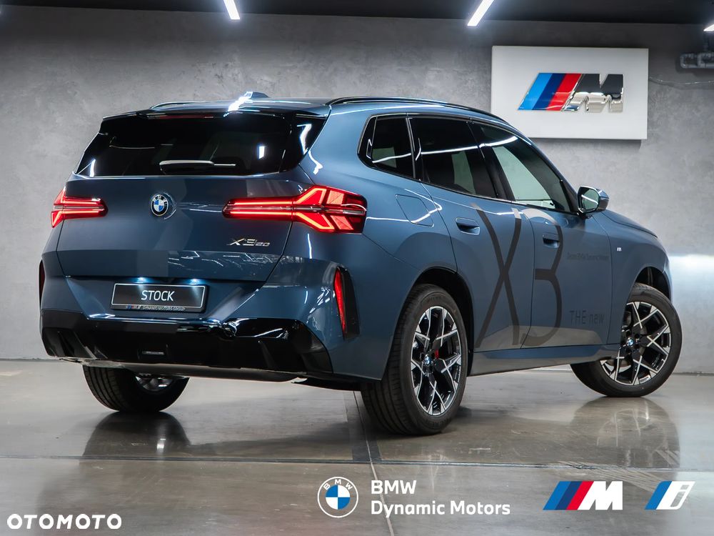 BMW X3 20 xDrive - 4