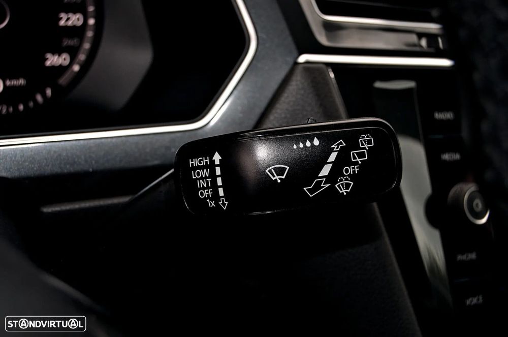 VW Tiguan Allspace - 16