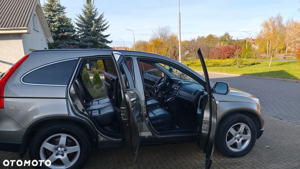 Honda CR-V 2.2i CTDi DPF Executive - 29
