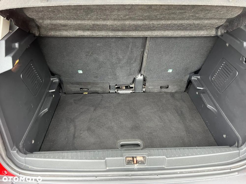 Renault Captur - 30