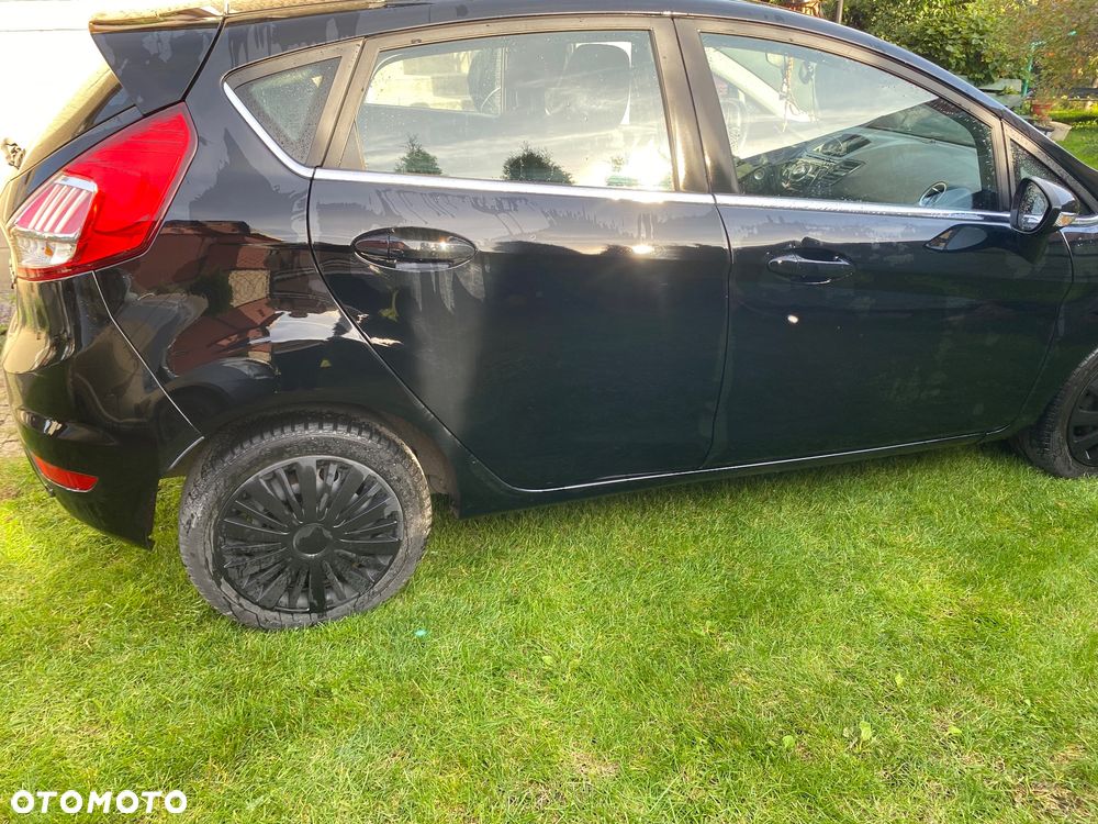 Ford Fiesta 1.5 TDCi Titanium - 14