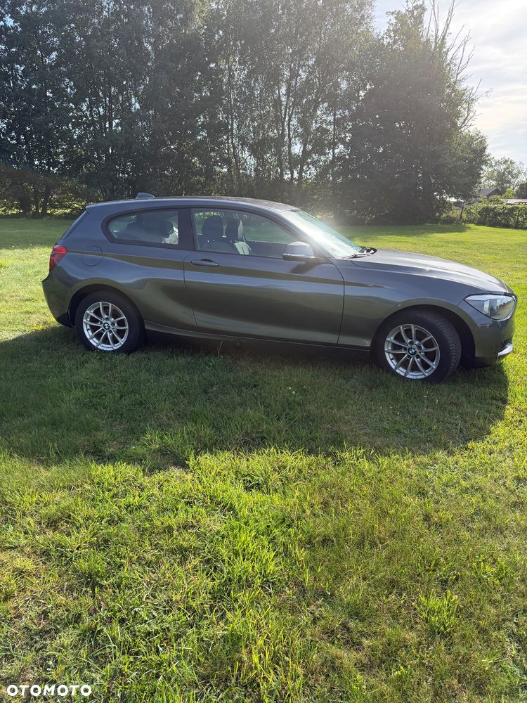 BMW Seria 1 116d DPF - 5