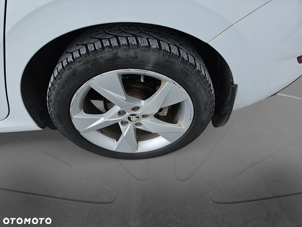 Skoda Scala 1.5 TSI Style DSG - 25