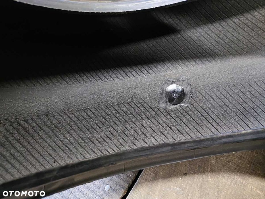 1x opona zimowa 265/40/19 Continental Winter Contact TS830P- N0 - 4