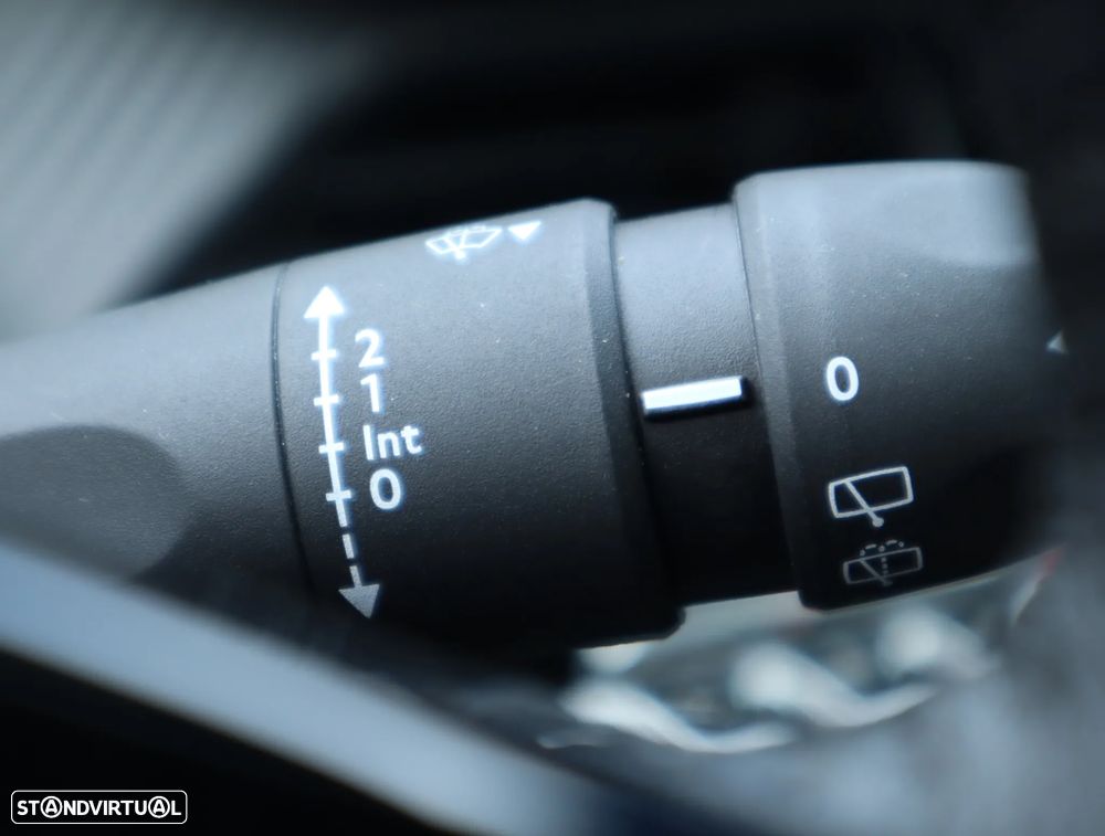 Peugeot 208 1.2 PureTech Active - 33