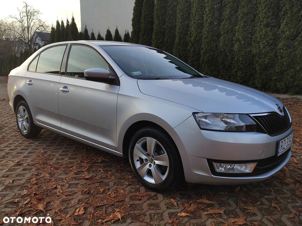 Skoda RAPID 1.2 TSI Ambition - 23