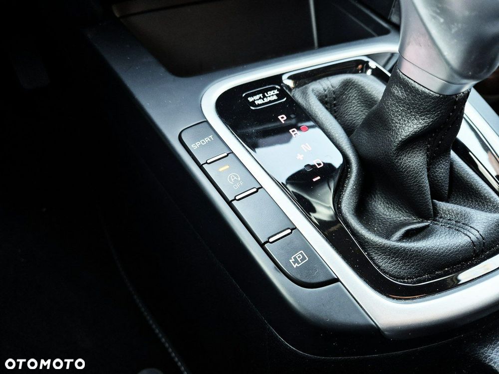 Kia XCeed 1.5 T-GDI Business Line DCT - 21