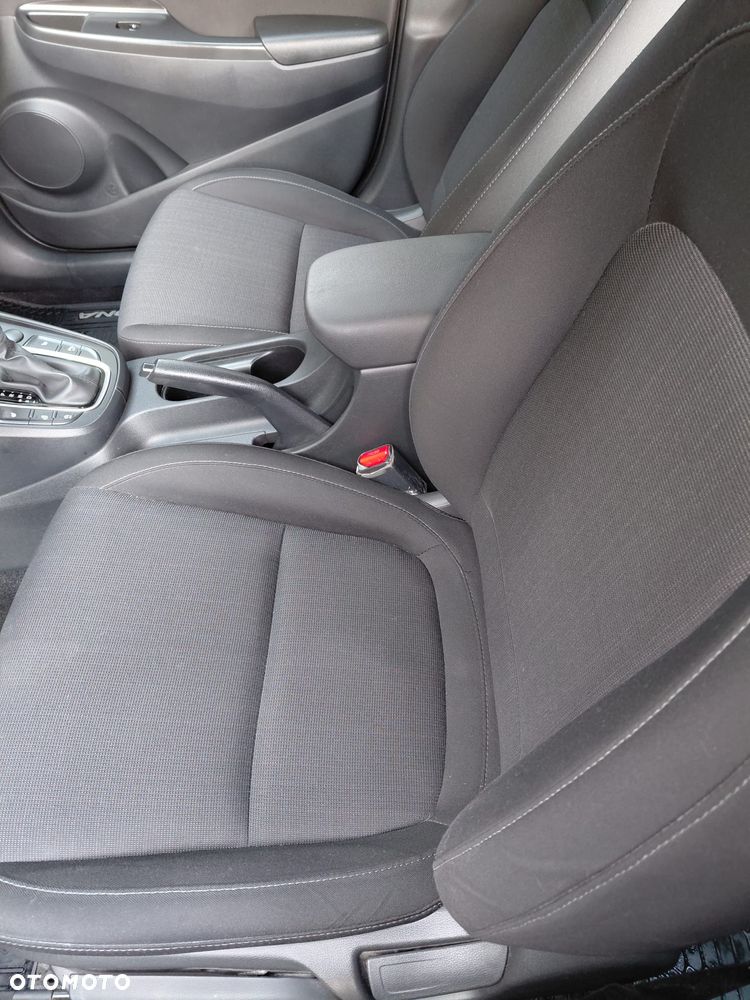 Hyundai Kona 1.0 T-GDI Smart DCT - 6