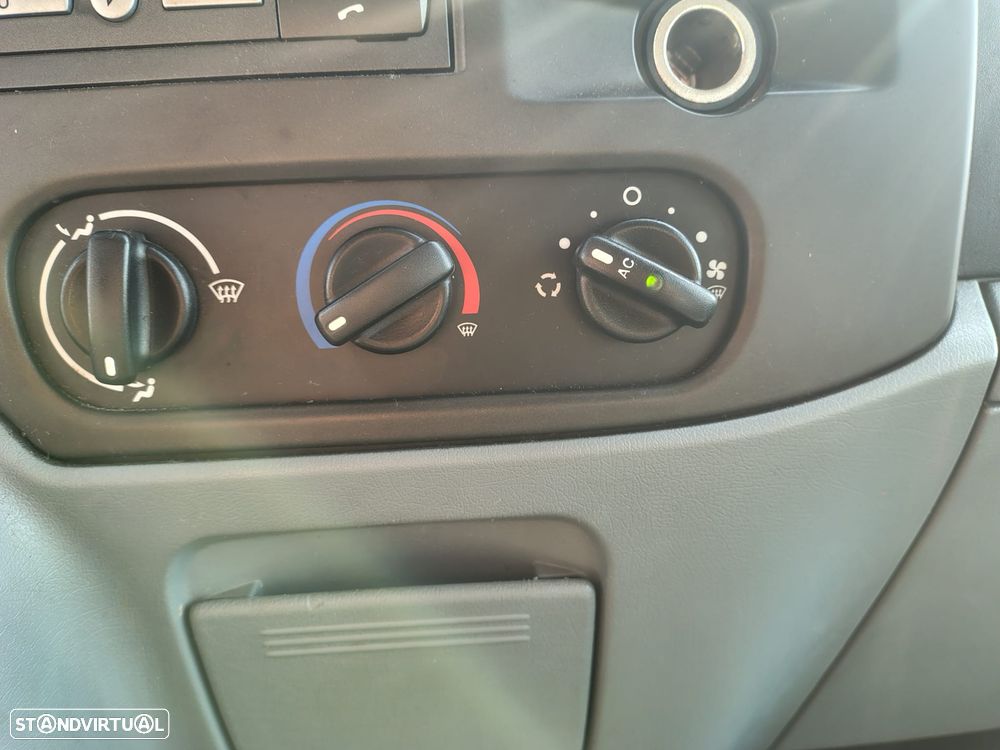 Ford Transit - 14