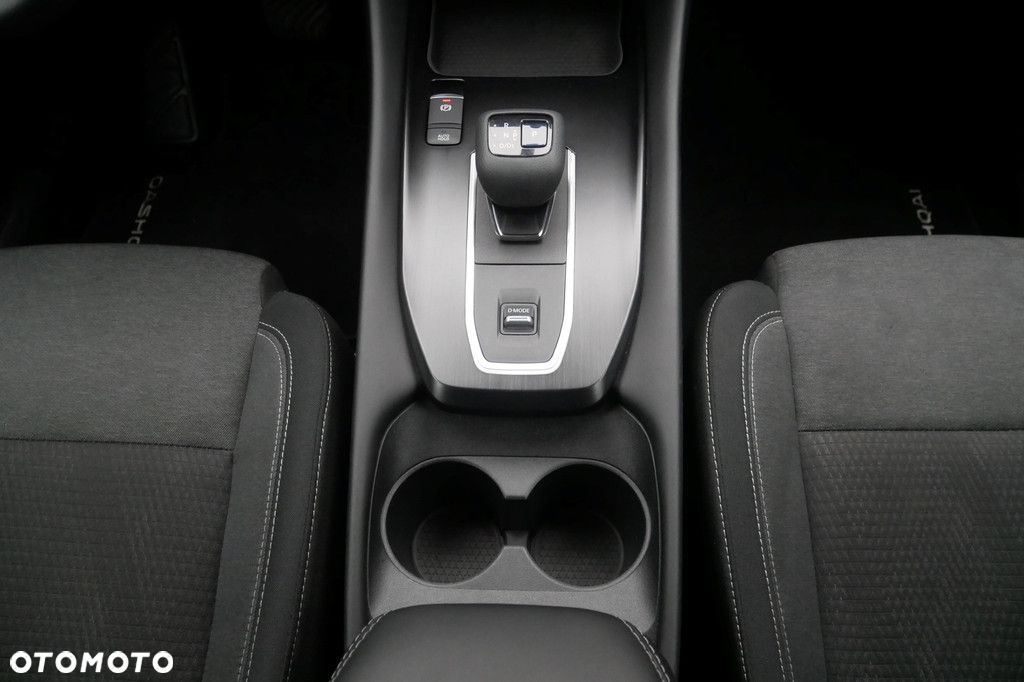 Nissan Qashqai - 11