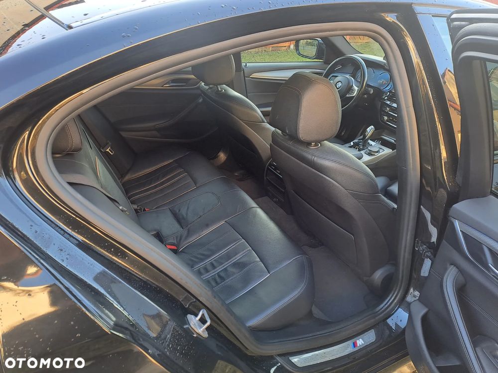 BMW Seria 5 520d M Sport Edition - 12