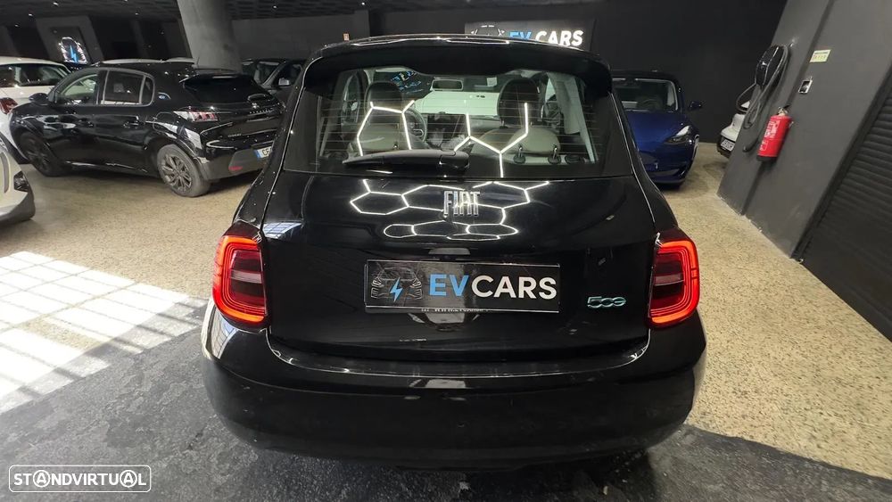 Fiat 500e La Prima - 13
