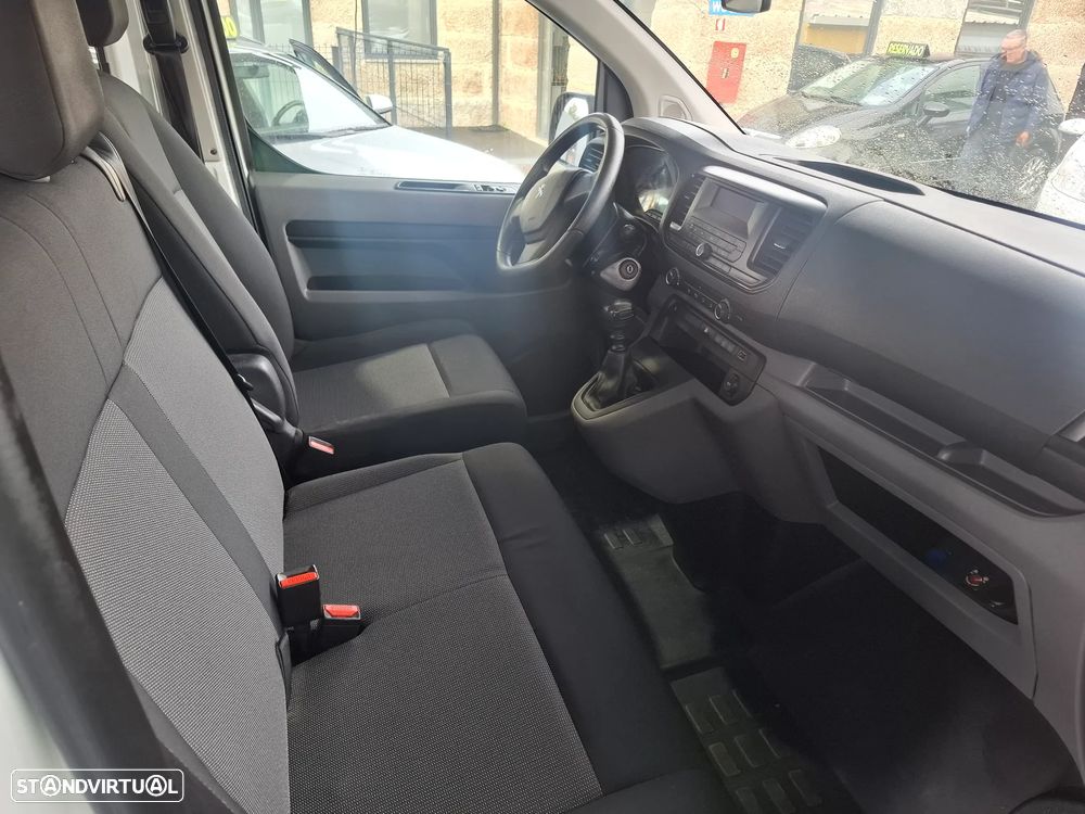 Peugeot Expert 1.5 BlueHDi L2H1 Semi-Vidrado - 19