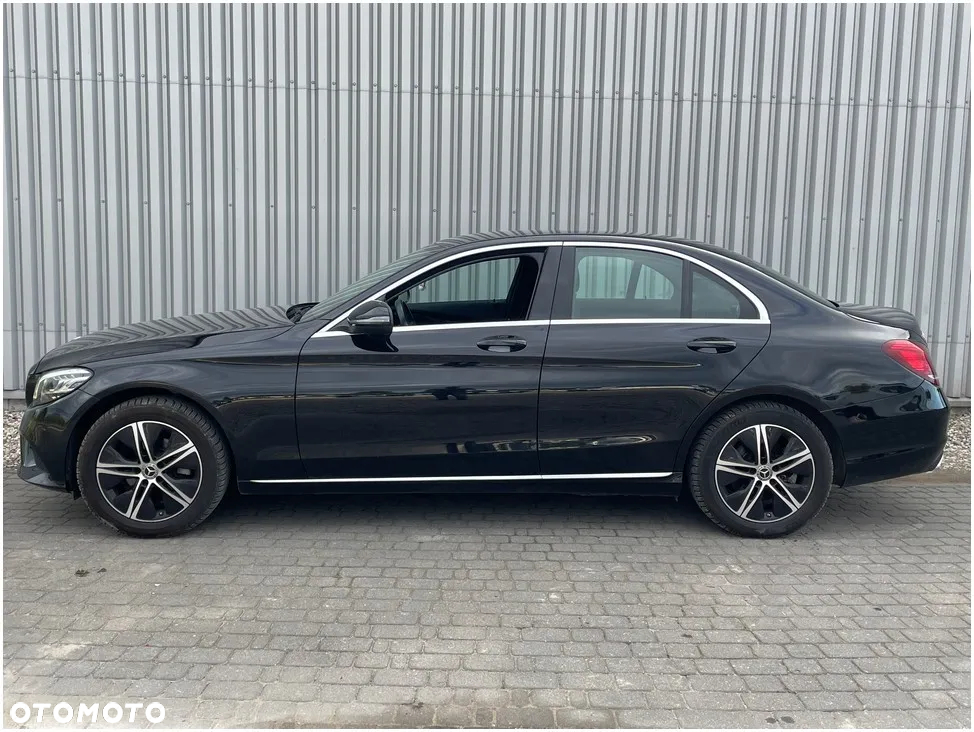 Mercedes-Benz Klasa C 180 9G-TRONIC - 13