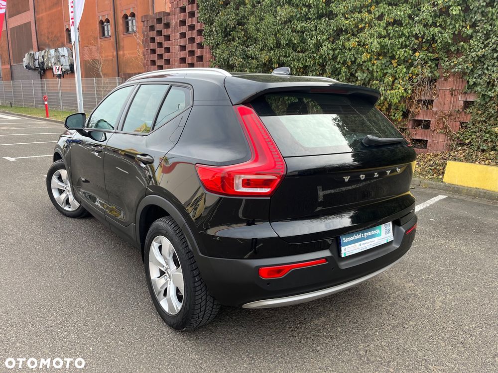Volvo XC 40 D3 AWD Momentum Pro - 8
