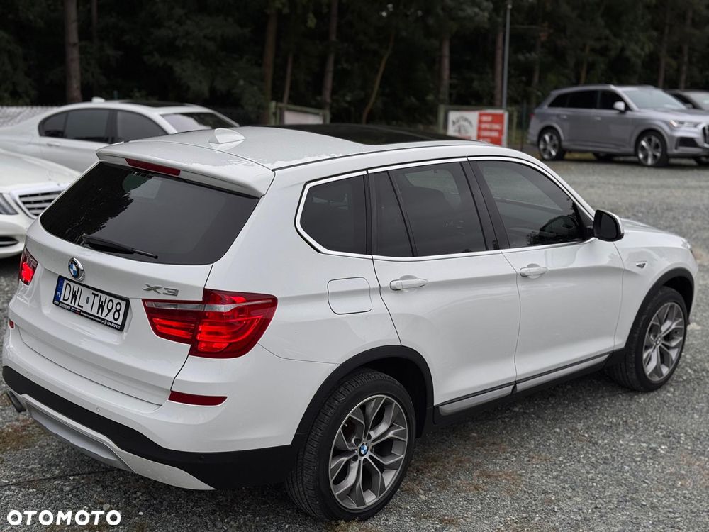 BMW X3 xDrive28i - 11