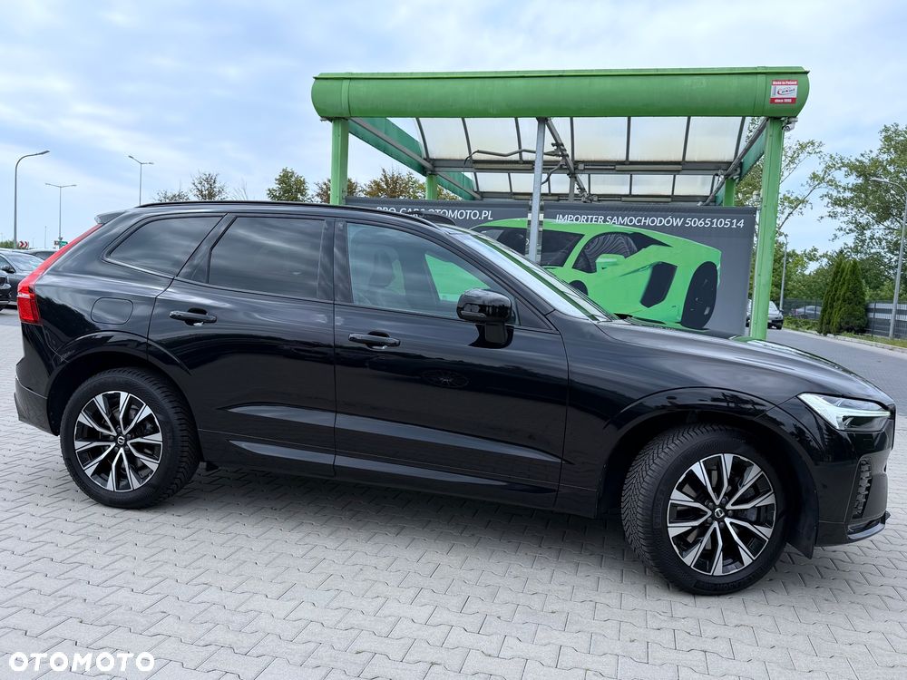 Volvo XC 60 B4 D AWD Plus Dark - 8