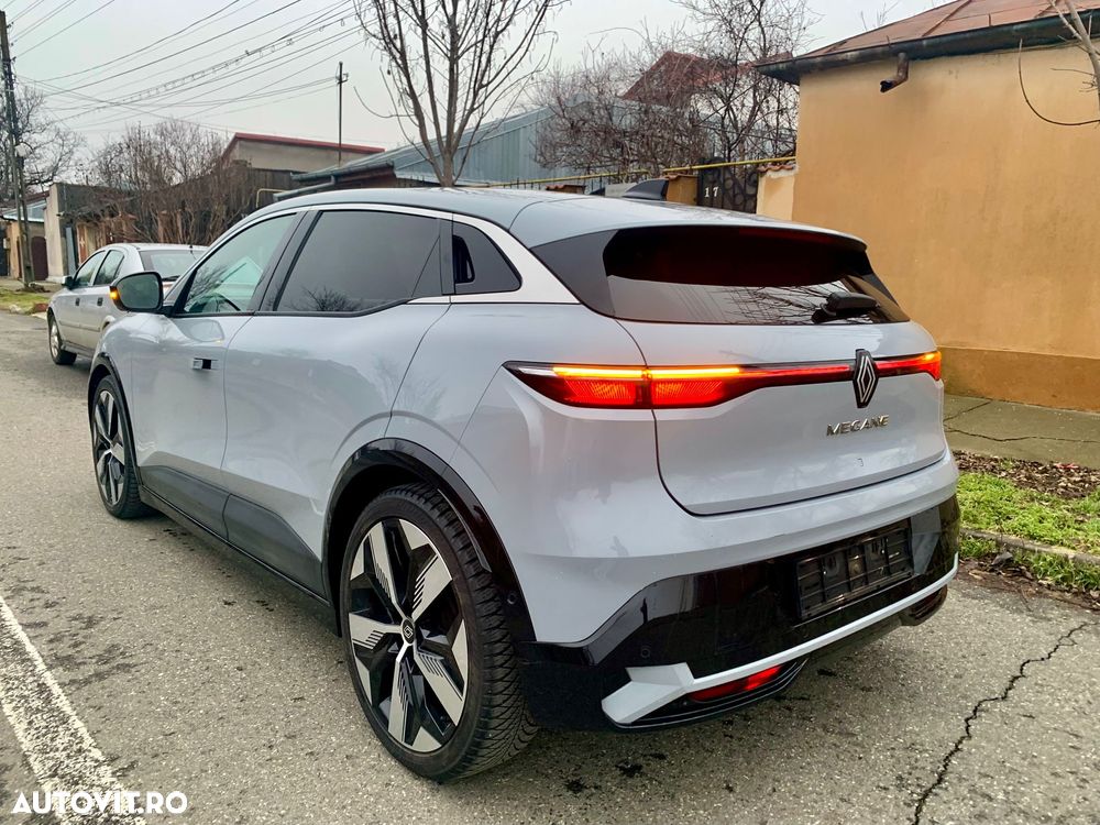 Renault Megane E-TECH 60 kWh 220 CP Techno - 13